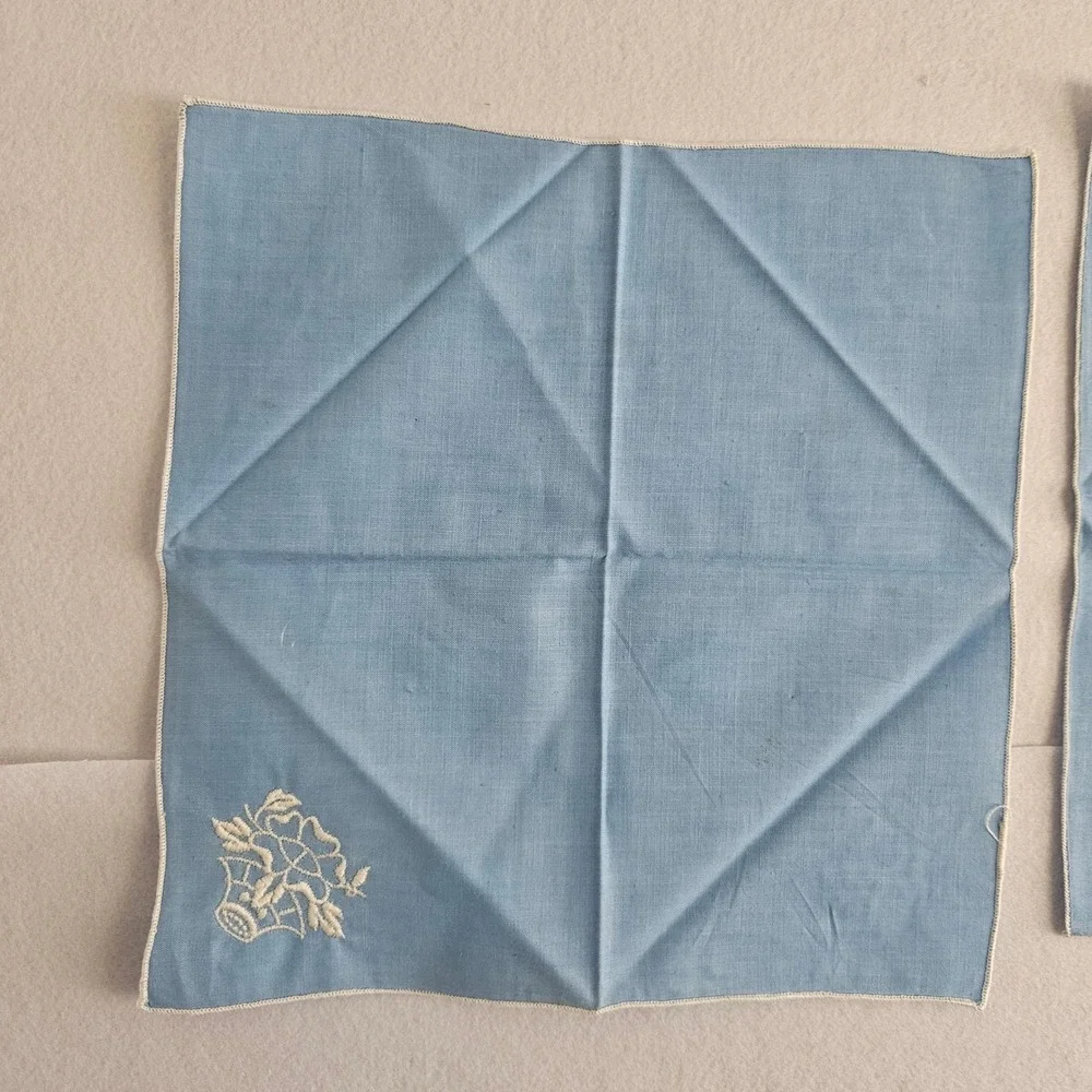 Vintage Blue Tablecloth Runner Napkin Set Floral‎ Embroidery Eyelet Lace 4pc